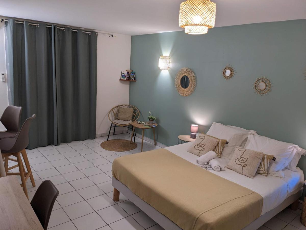 Topaze Pei Bellepierre Proximite Immediate Chu, Inspe Saint-Denis Exterior foto