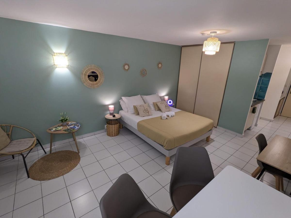 Topaze Pei Bellepierre Proximite Immediate Chu, Inspe Saint-Denis Exterior foto